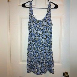 American Eagle floral dress size XS adjustable straps cute back lightweight